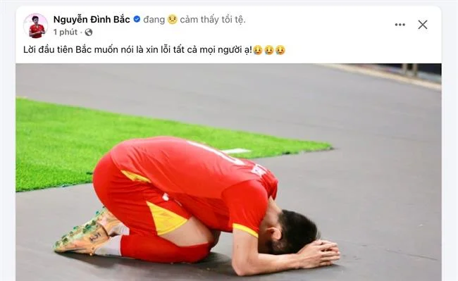 Cầu thủ bóng rổ đang úp rổ tại 98win xổ số